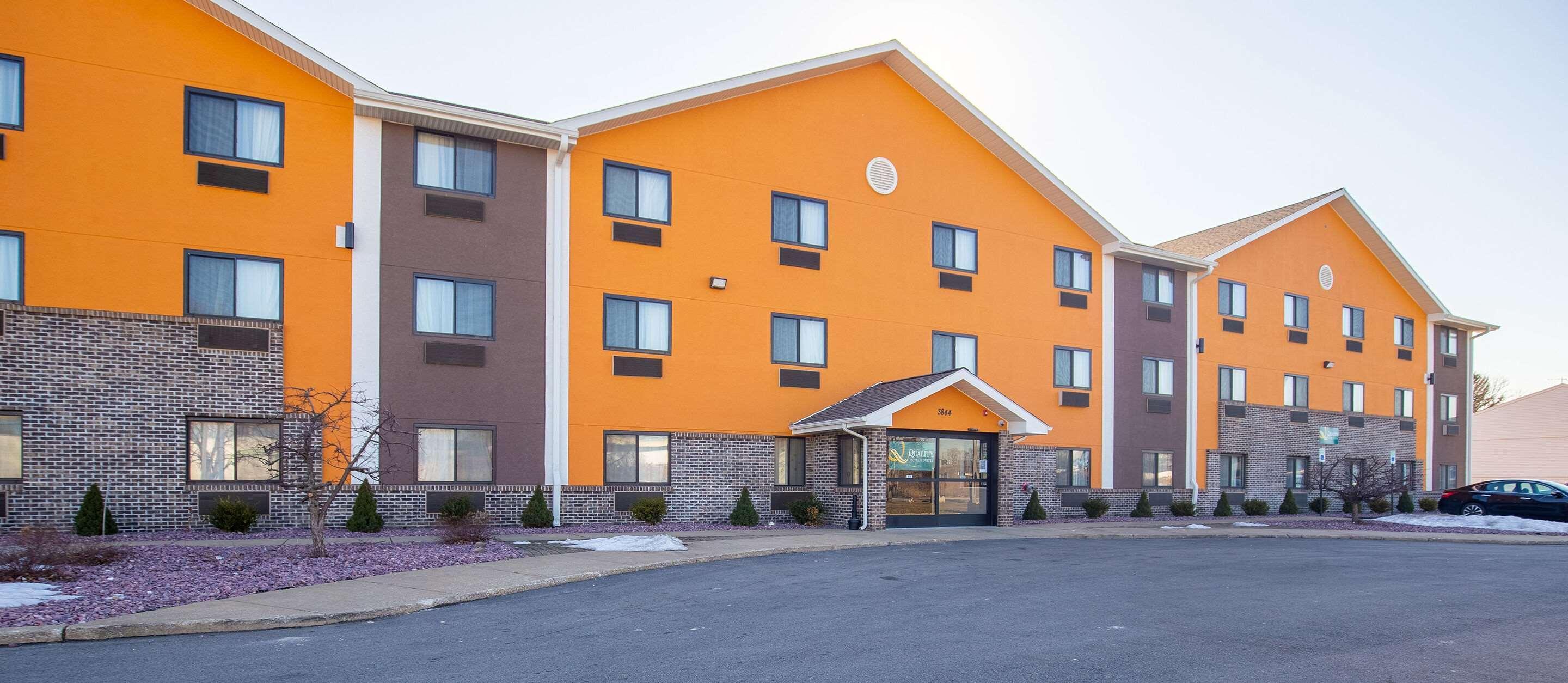 Quality Inn & Suites Hammond Near I-8090 Екстер'єр фото