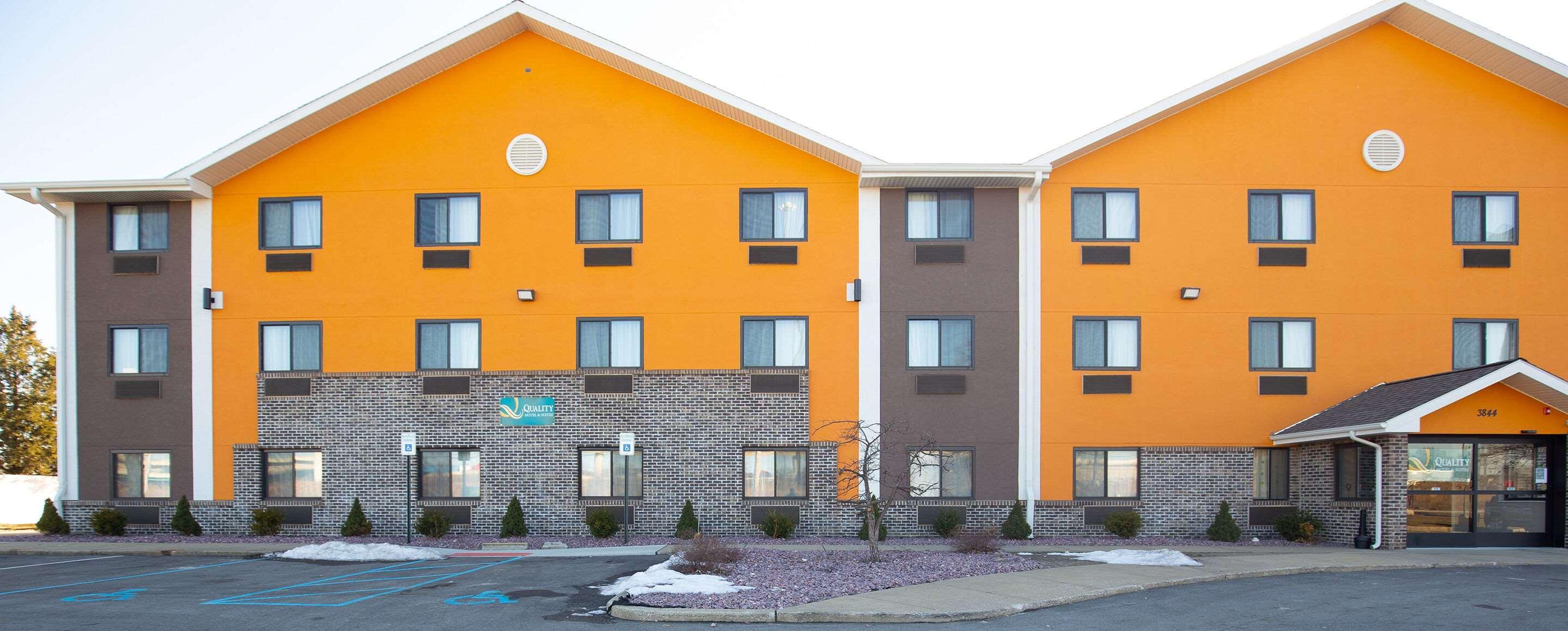Quality Inn & Suites Hammond Near I-8090 Екстер'єр фото