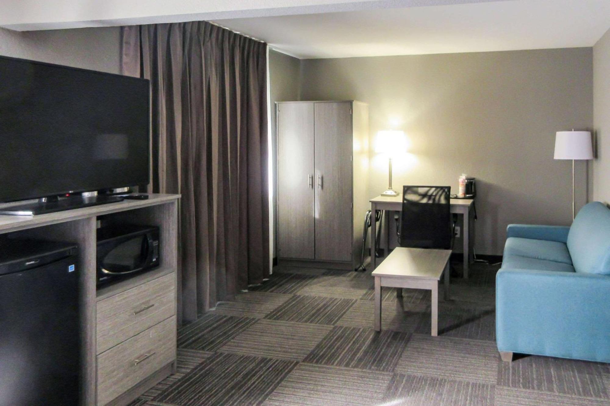 Quality Inn & Suites Hammond Near I-8090 Екстер'єр фото